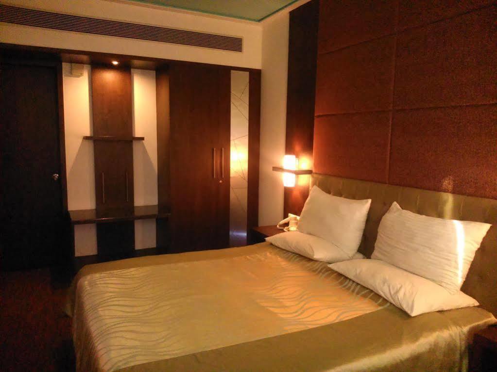 The Verda Saffron Hotel Mangalore Eksteriør billede