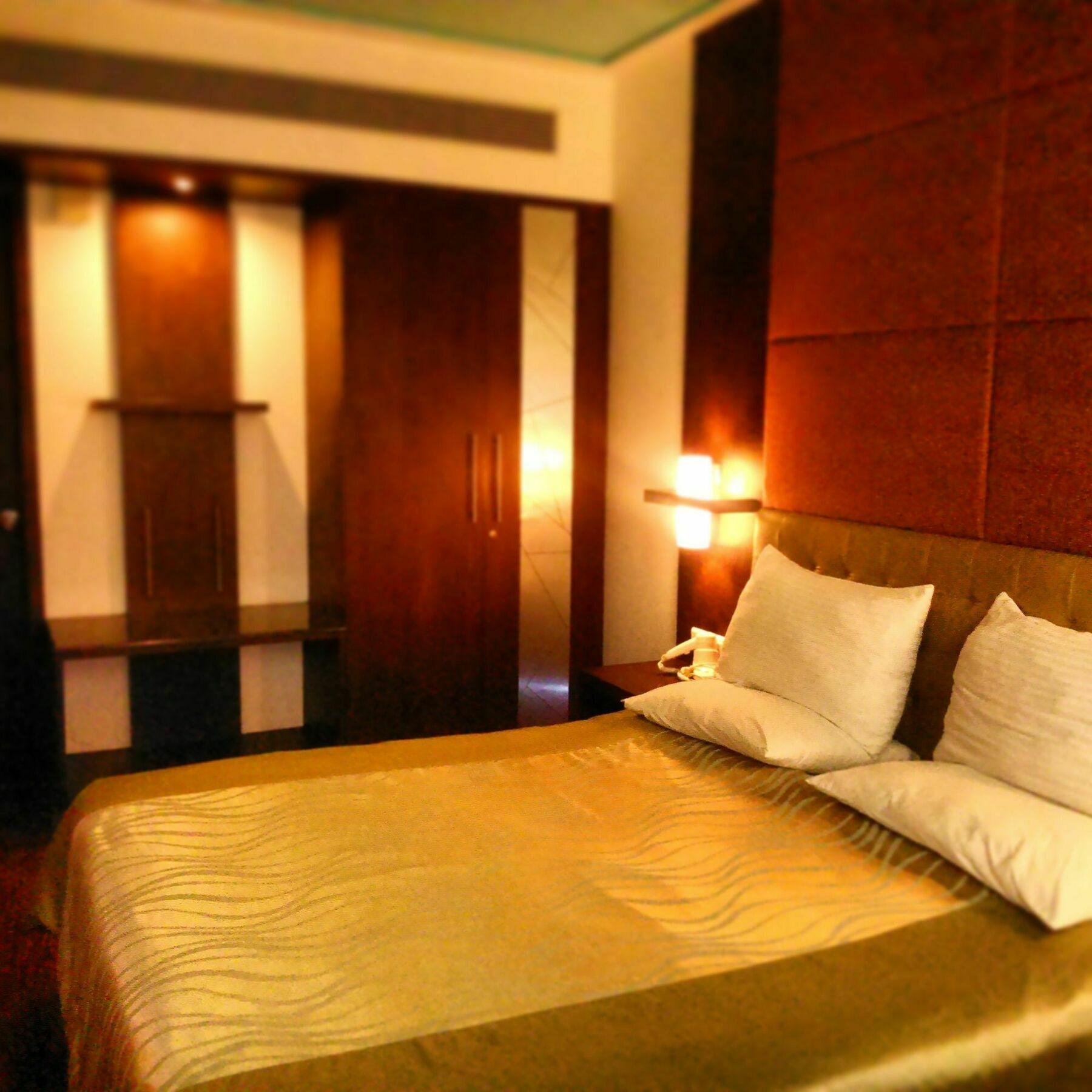 The Verda Saffron Hotel Mangalore Eksteriør billede
